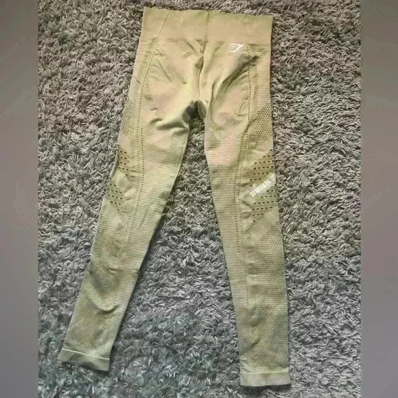 GymShark Leggings Great Condition Green - Picture 1 of 6